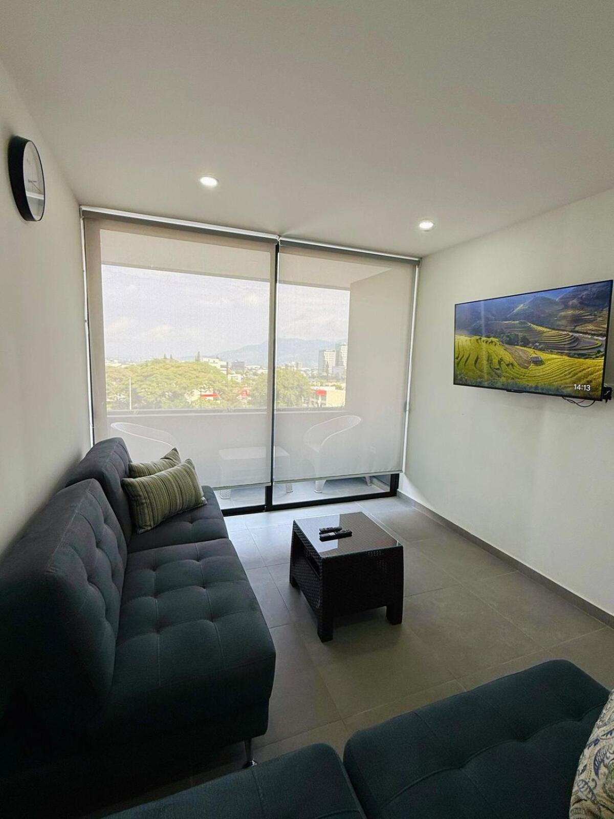 Escalon Apartment *